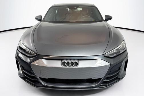 2022 Audi e-tron GT Premium Plus