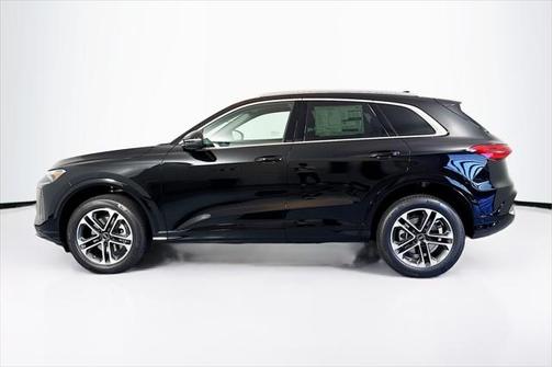 2025 Audi Q5 Premium