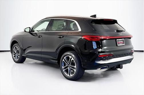 2025 Audi Q5 Premium