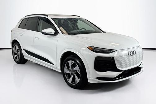 2025 Audi Q6 e-tron Premium Plus quattro