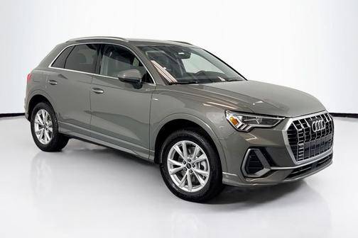 2025 Audi Q3 Premium 45 TFSI S line quattro Tiptronic