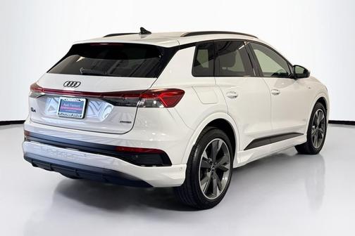 2024 Audi Q4 e-tron Premium Plus 55 quattro