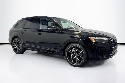 2025 Audi Q7 55 Premium Plus