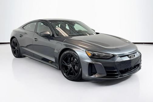 2023 Audi e-tron GT Premium Plus quattro