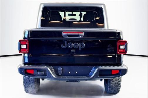 2021 Jeep Gladiator Willys 4x4