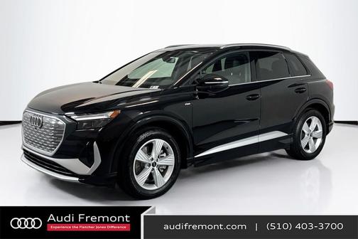 2025 Audi Q4 e-tron Premium 55 quattro