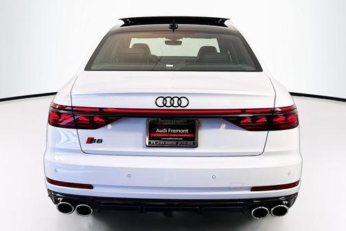 2025 Audi S8 4.0T