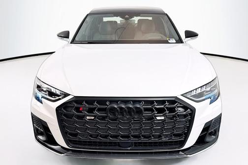 2025 Audi S8 4.0T