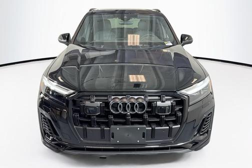2026 Audi Q7 45 Premium
