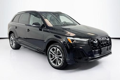 2026 Audi Q7 45 Premium