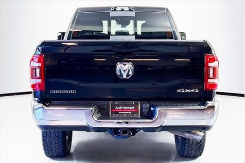2022 RAM 2500 Big Horn Crew Cab 4x4 6'4' Box