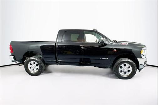 2022 RAM 2500 Big Horn Crew Cab 4x4 6'4' Box