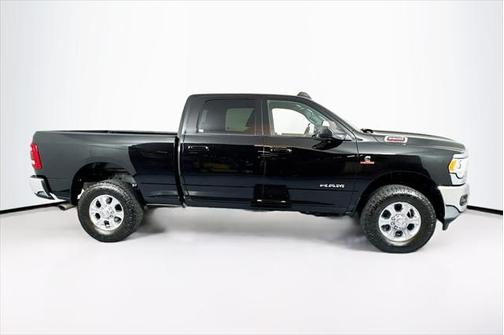 2022 RAM 2500 Big Horn Crew Cab 4x4 6'4' Box