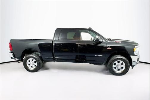 2022 RAM 2500 Big Horn Crew Cab 4x4 6'4' Box