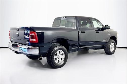 2022 RAM 2500 Big Horn Crew Cab 4x4 6'4' Box