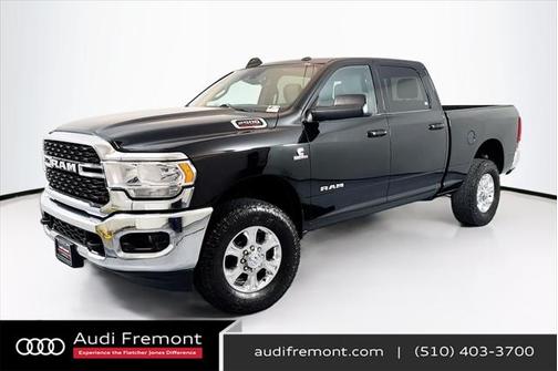 2022 RAM 2500 Big Horn Crew Cab 4x4 6'4' Box