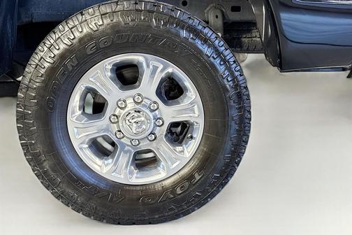 2022 RAM 2500 Big Horn Crew Cab 4x4 6'4' Box