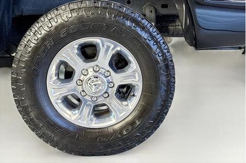 2022 RAM 2500 Big Horn Crew Cab 4x4 6'4' Box