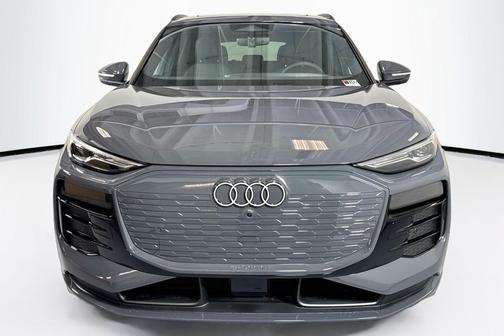 Magnet Gray 2027 Audi Q6 e-tron Premium