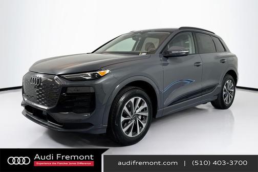 2025 Audi Q6 e-tron Premium quattro