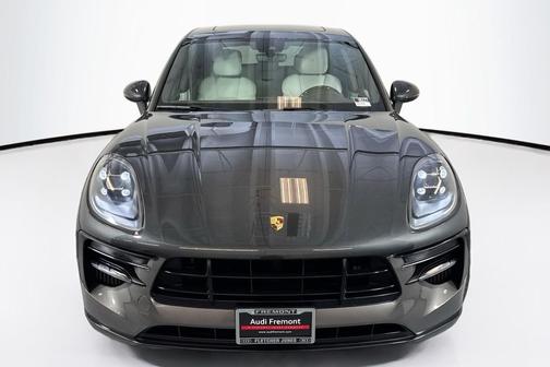 2020 Porsche Macan S