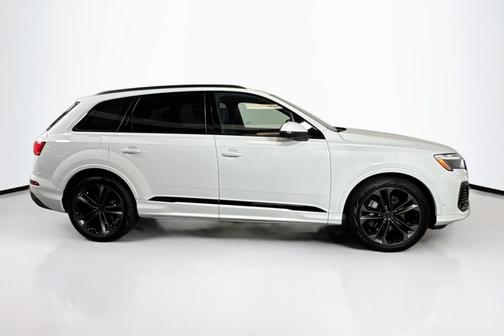 2026 Audi Q7 55 Premium Plus
