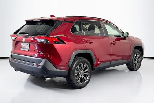 2023 Toyota RAV4 Hybrid XLE Premium