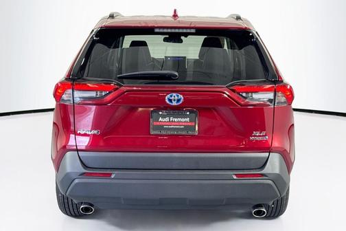 2023 Toyota RAV4 Hybrid XLE Premium