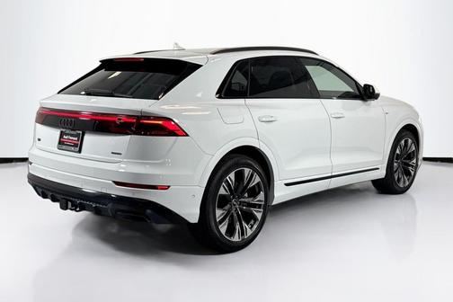 2026 Audi Q8 55 Premium Plus