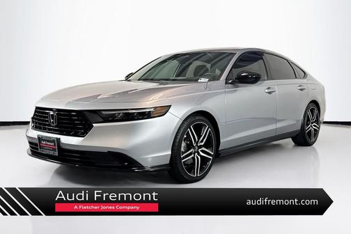 Platinum White Pearl 2023 Honda Accord Hybrid Sport-L