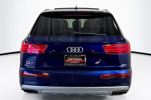 2019 Audi Q7 55 Premium Plus
