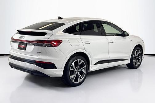 2024 Audi Q4 e-tron Sportback Premium Plus 55 quattro