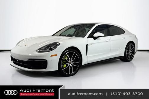 2023 Porsche Panamera 4