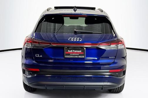 2025 Audi Q4 e-tron Premium 55 quattro