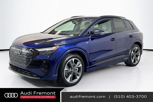 2025 Audi Q4 e-tron Premium 55 quattro