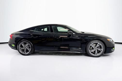 2023 Audi e-tron GT Premium Plus quattro