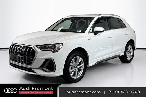2025 Audi Q3 Premium 45 TFSI S line quattro Tiptronic