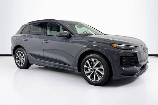 2025 Audi Q6 e-tron Prestige quattro