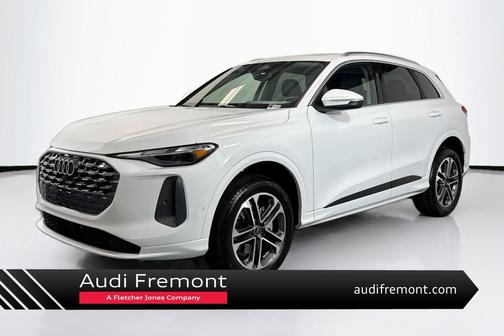 2025 Audi Q5 Premium TFSI quattro S tronic