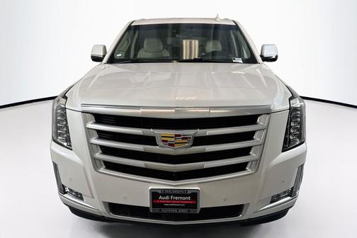 2018 Cadillac Escalade ESV Premium Luxury