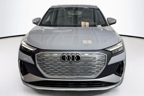 2025 Audi Q4 e-tron Sportback Premium 55 quattro