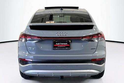 2025 Audi Q4 e-tron Sportback Premium 55 quattro