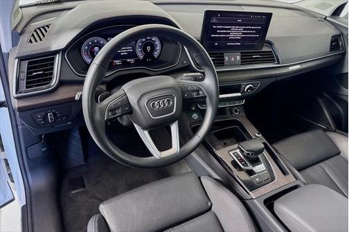 2024 Audi Q5 45 S line Premium Plus