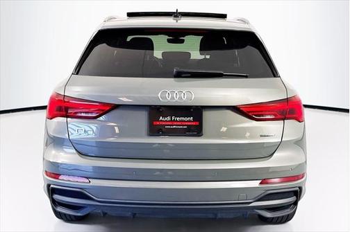 2023 Audi Q3 Premium 45 TFSI S line quattro Tiptronic