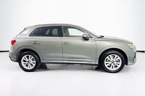 2023 Audi Q3 Premium 45 TFSI S line quattro Tiptronic