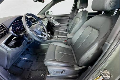 2023 Audi Q3 Premium 45 TFSI S line quattro Tiptronic