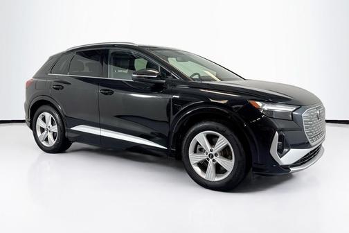 2024 Audi Q4 e-tron Premium Plus 55 quattro