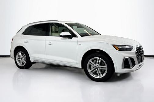2022 Audi Q5 55 S line Premium Plus