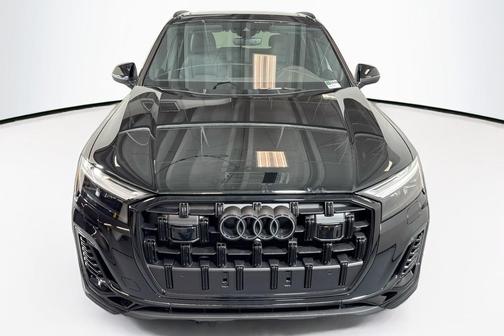 2026 Audi Q7 55 Premium Plus