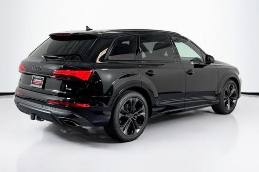 2026 Audi Q7 55 Premium Plus